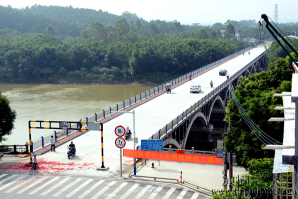 陽(yáng)東區(qū)合山大橋加固修復(fù)工程完畢，已正式通車